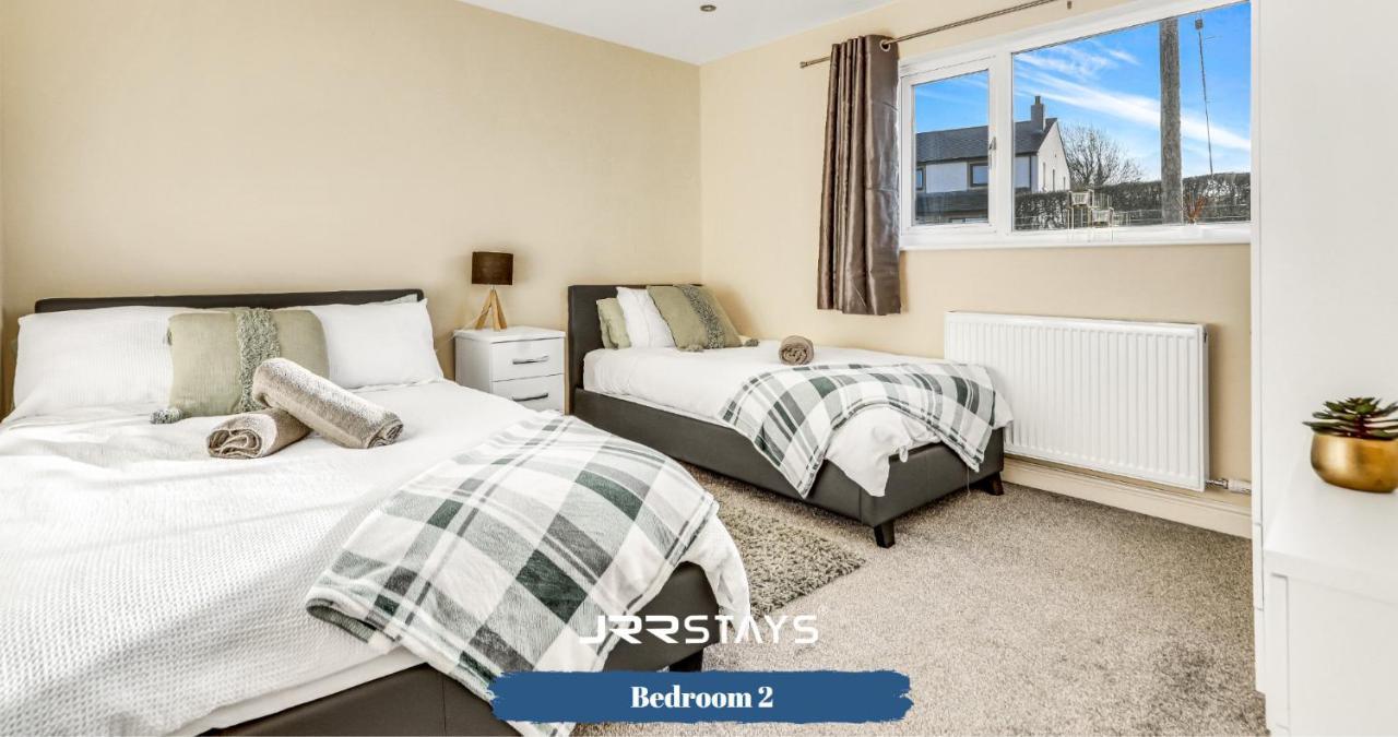 Cockermouth - 3 Bedroom, Sleeps 10 Garden - Jrr Stays Екстериор снимка