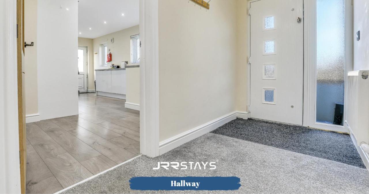 Cockermouth - 3 Bedroom, Sleeps 10 Garden - Jrr Stays Екстериор снимка
