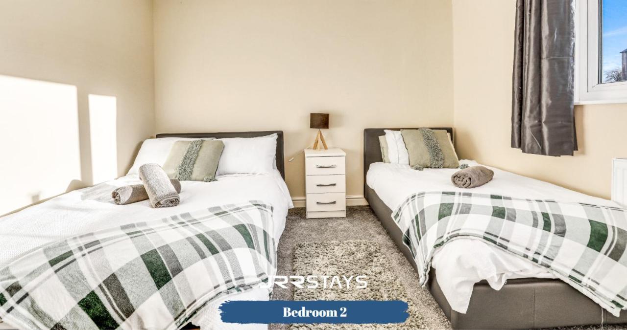 Cockermouth - 3 Bedroom, Sleeps 10 Garden - Jrr Stays Екстериор снимка