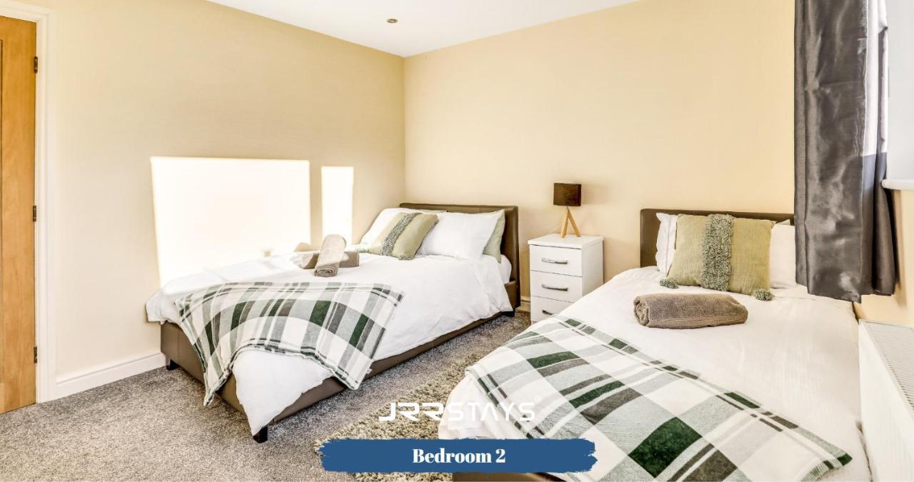Cockermouth - 3 Bedroom, Sleeps 10 Garden - Jrr Stays Екстериор снимка